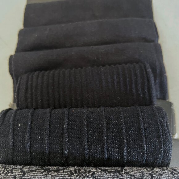 NEW Womens Apt. 9 Assorted Trouser Socks 6 Pairs Black Gray NWT - Picture 2 of 4
